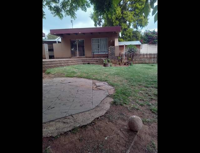 3 BEDROOM HOUSE FOR SALE IN WELTEVREDEN PARK